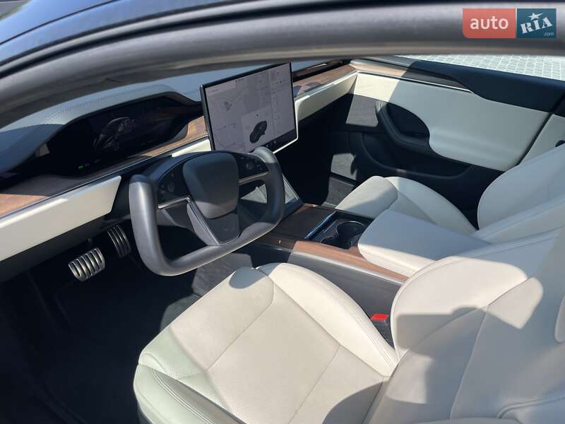 Лифтбек Tesla Model S 2022 в Житомире