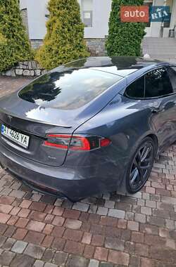 Лифтбек Tesla Model S 2021 в 