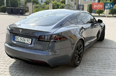 Лифтбек Tesla Model S 2022 в Львове