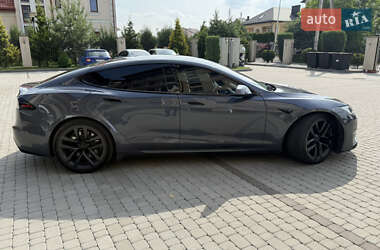 Лифтбек Tesla Model S 2022 в Львове