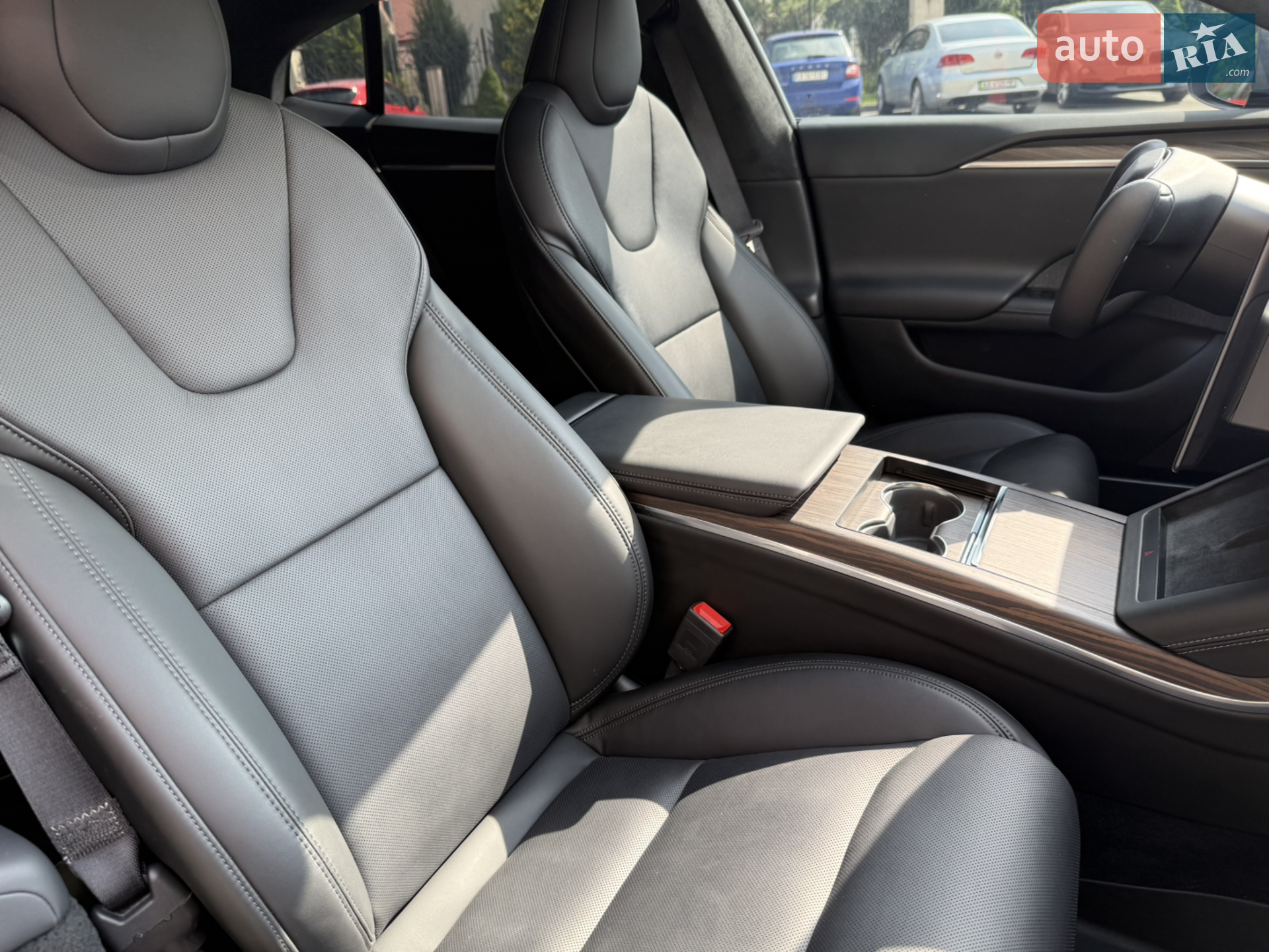 2022 Tesla Model S - мініатюра 23