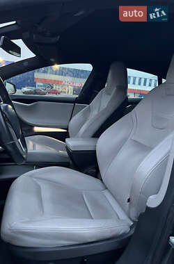 Лифтбек Tesla Model S 2016 в 