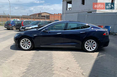 Лифтбек Tesla Model S 2013 в 