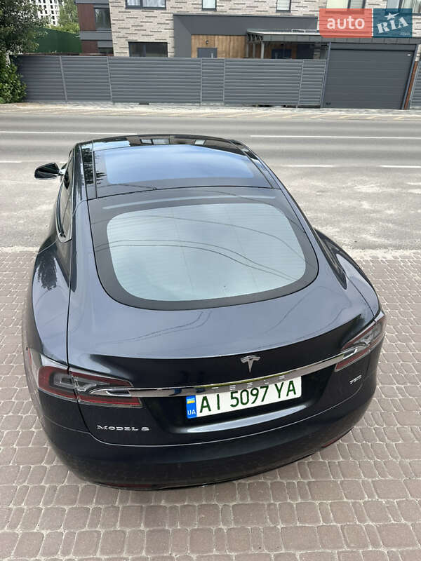 Лифтбек Tesla Model S 2018 в Киеве фото 6 Лифтбек Tesla Model S 2018 в Киеве