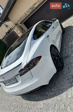 Лифтбек Tesla Model S 2018 в 