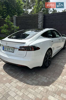 Лифтбек Tesla Model S 2018 в 