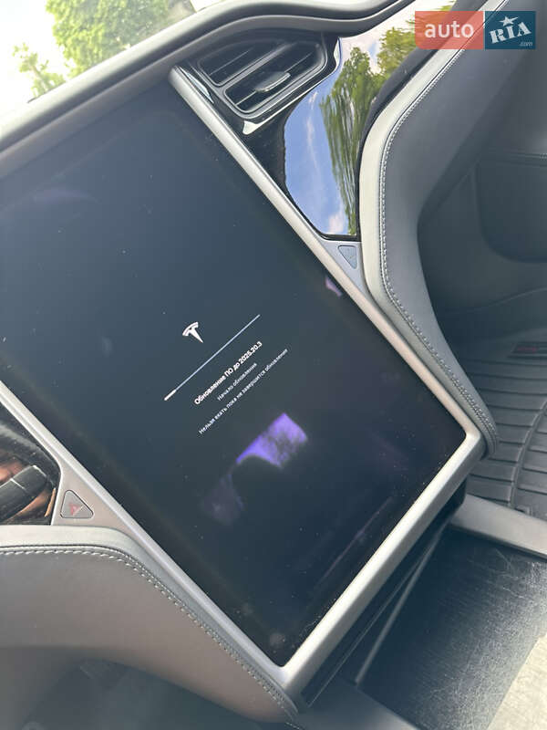 Ліфтбек Tesla Model S 2018 в Києві