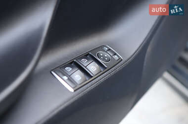 Лифтбек Tesla Model S 2014 в 