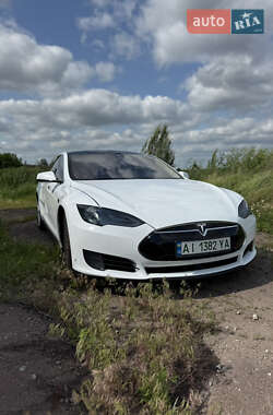 Ліфтбек Tesla Model S 2015 в Фастові