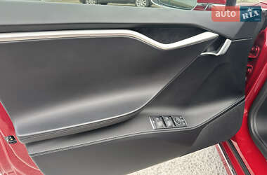 Лифтбек Tesla Model S 2018 в 