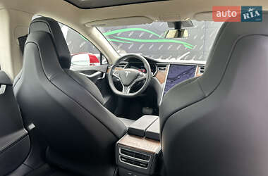 Лифтбек Tesla Model S 2018 в 
