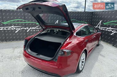 Лифтбек Tesla Model S 2018 в 