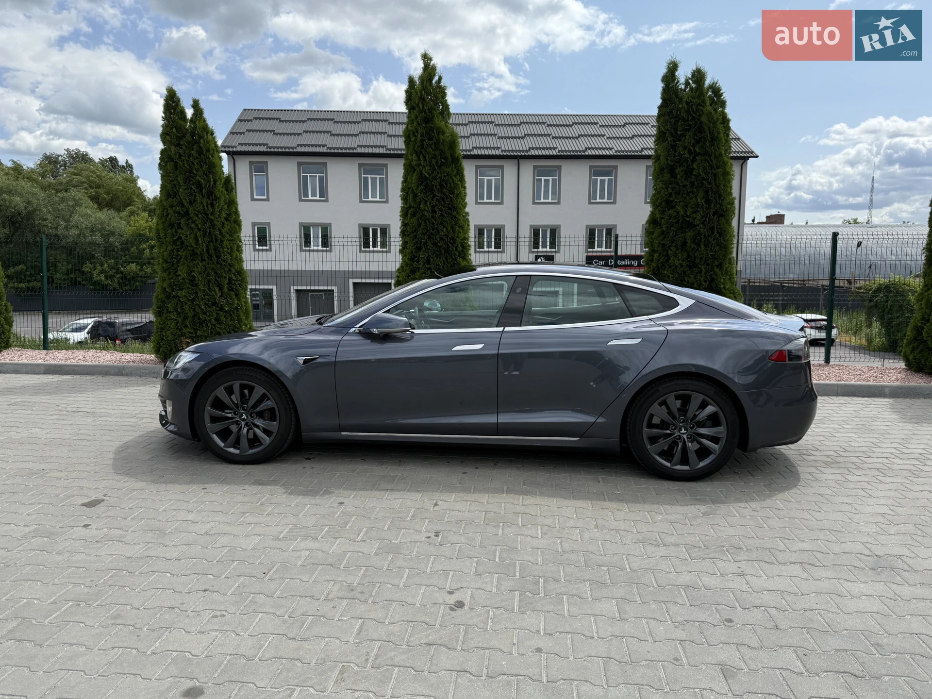 2020 Tesla Model S - мініатюра 9