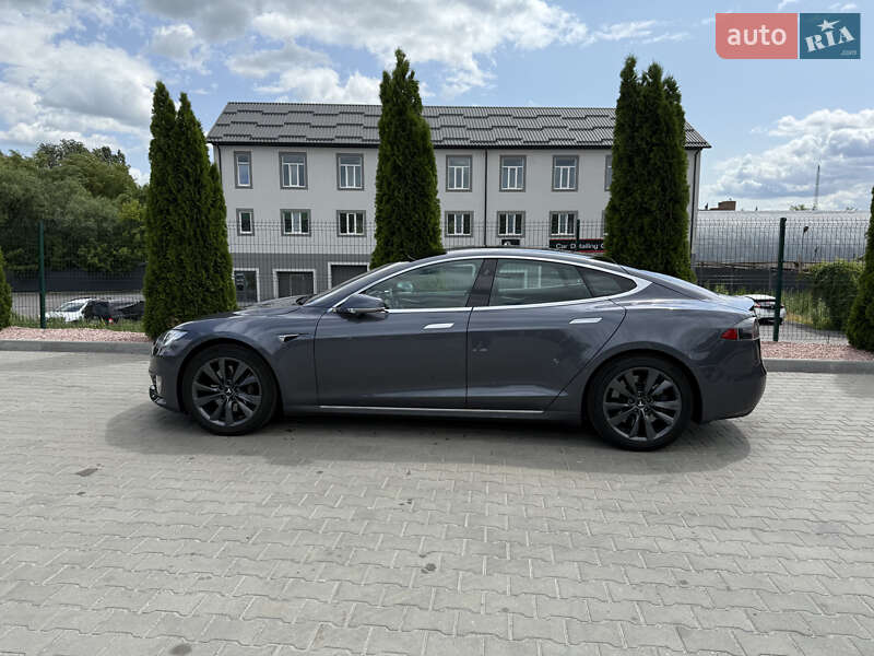 Ліфтбек Tesla Model S 2020 в Вінниці фото 9 Ліфтбек Tesla Model S 2020 в Вінниці