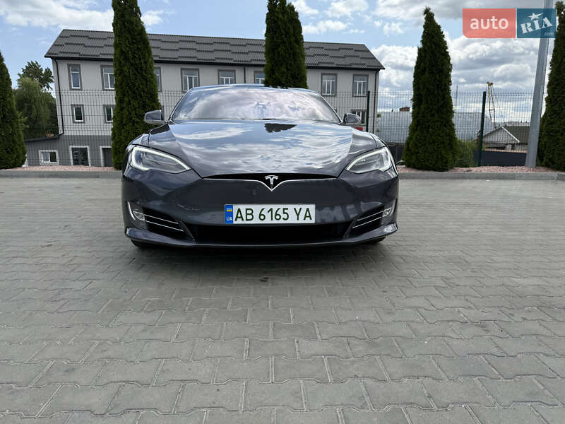 Ліфтбек Tesla Model S 2020 в Вінниці фото 4 Ліфтбек Tesla Model S 2020 в Вінниці