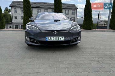 Ліфтбек Tesla Model S 2020 в 
