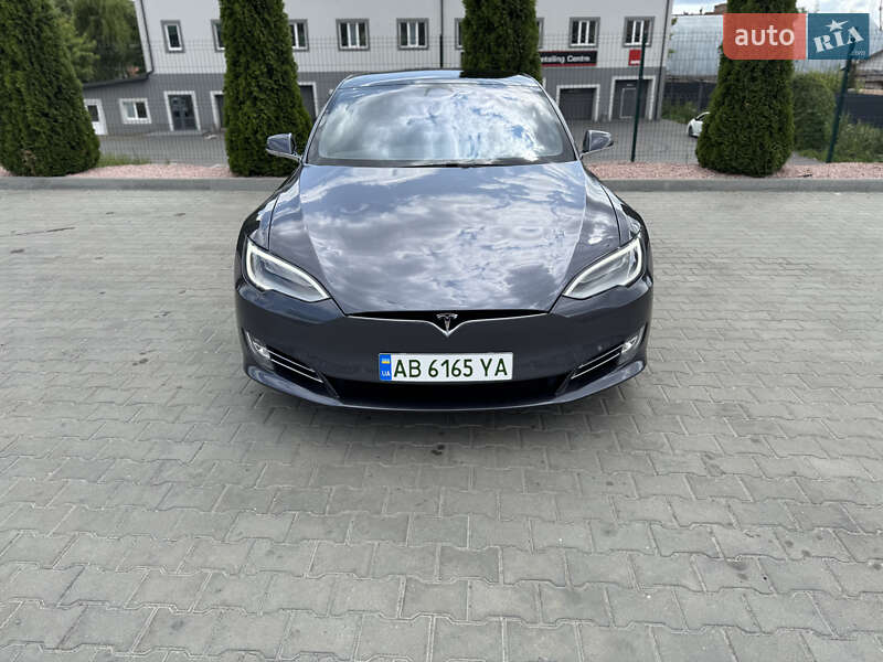 Ліфтбек Tesla Model S 2020 в Вінниці фото 5 Ліфтбек Tesla Model S 2020 в Вінниці