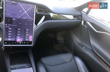 Лифтбек Tesla Model S 2018 в 