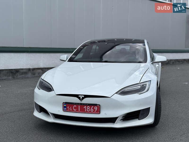 Лифтбек Tesla Model S 2017 в Виннице фото 3 Лифтбек Tesla Model S 2017 в Виннице