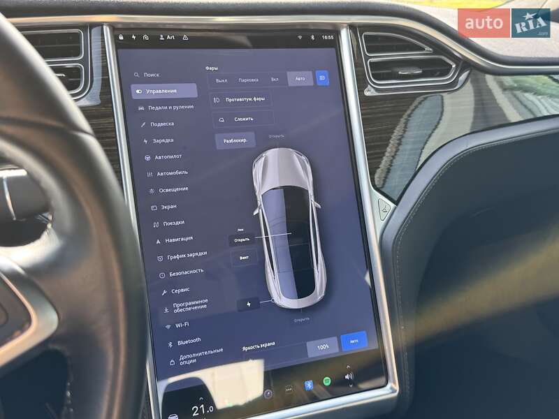 Лифтбек Tesla Model S 2016 в Днепре