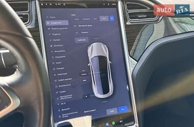 Лифтбек Tesla Model S 2016 в 