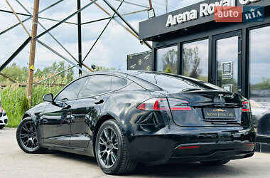 Лифтбек Tesla Model S 2022 в 