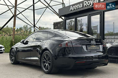 Лифтбек Tesla Model S 2022 в 