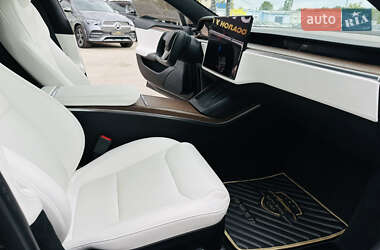 Лифтбек Tesla Model S 2022 в 