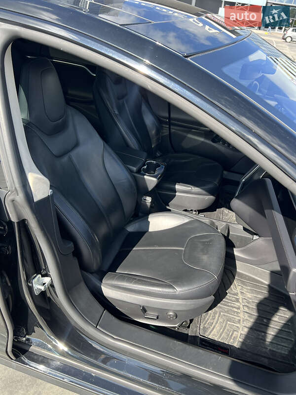 Лифтбек Tesla Model S 2013 в Киеве