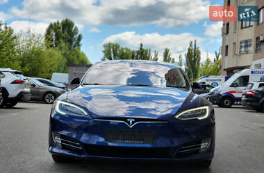 Лифтбек Tesla Model S 2018 в 