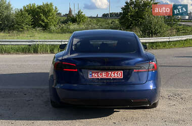 Лифтбек Tesla Model S 2016 в 
