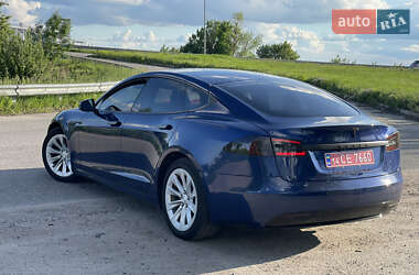 Лифтбек Tesla Model S 2016 в 