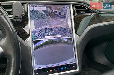 Ліфтбек Tesla Model S 2016 в 
