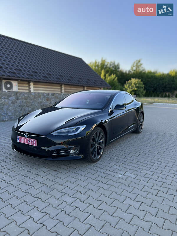 Лифтбек Tesla Model S 2018 в Калиновке