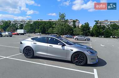 Лифтбек Tesla Model S 2024 в 