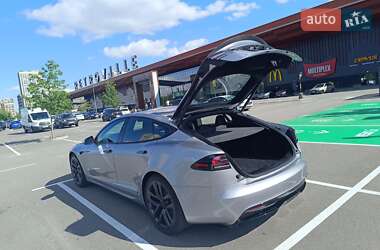 Лифтбек Tesla Model S 2024 в 