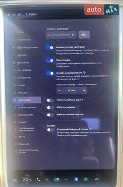 Лифтбек Tesla Model S 2015 в 