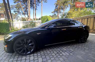 Лифтбек Tesla Model S 2016 в 
