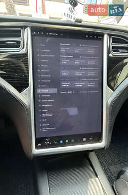 Лифтбек Tesla Model S 2018 в 