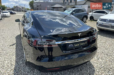 Лифтбек Tesla Model S 2020 в 