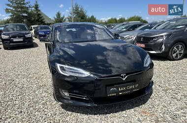 Лифтбек Tesla Model S 2020 в 