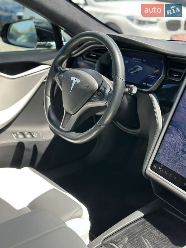 Лифтбек Tesla Model S 2020 в Ивано-Франковске