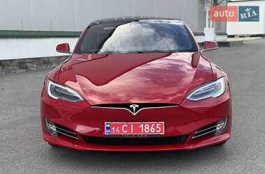 Лифтбек Tesla Model S 2018 в 