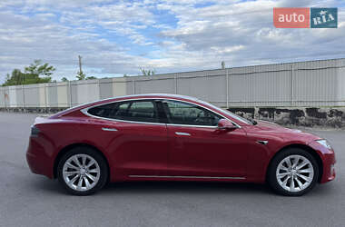 Лифтбек Tesla Model S 2018 в 