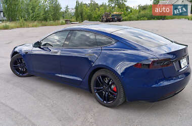 Ліфтбек Tesla Model S 2016 в 