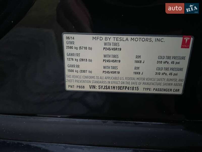 Лифтбек Tesla Model S 2014 в Львове