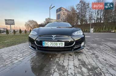 Ліфтбек Tesla Model S 2014 в 