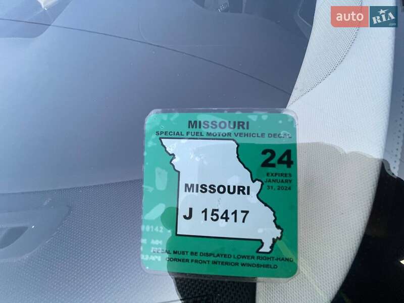 Лифтбек Tesla Model S 2014 в Львове