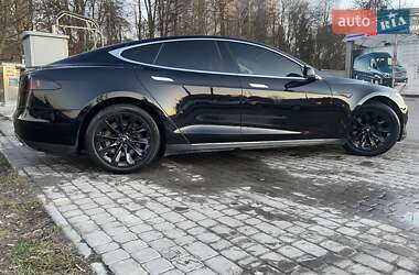 Ліфтбек Tesla Model S 2014 в 