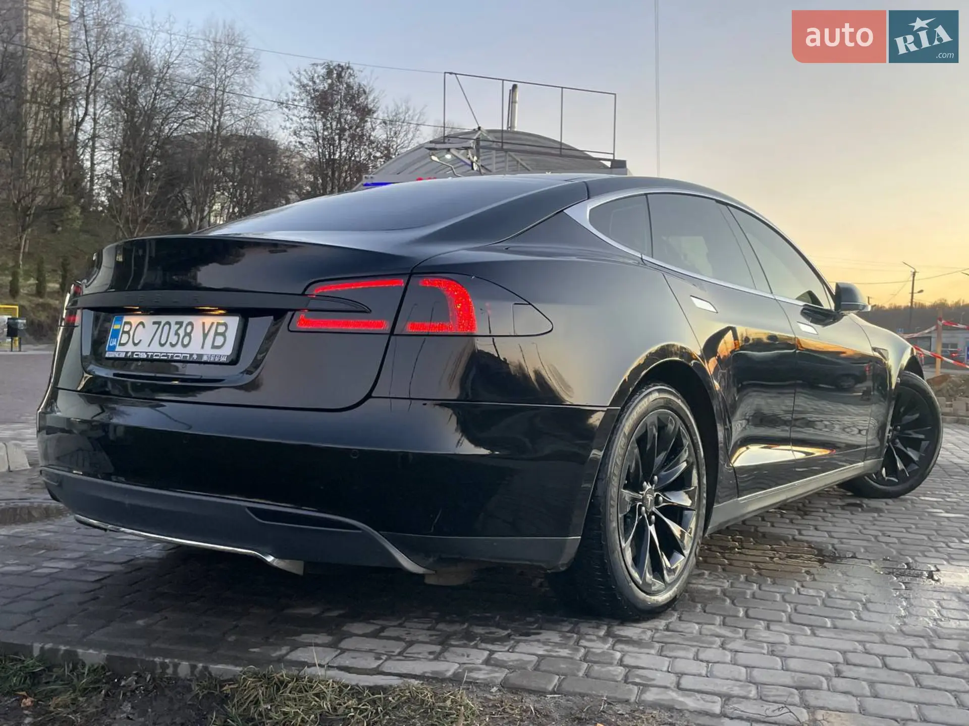 2014 Tesla Model S - мініатюра 116